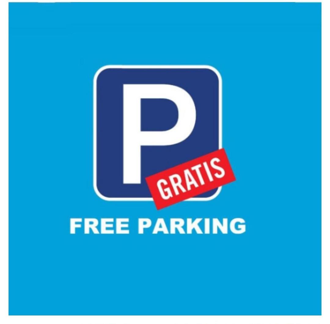 Puerta Sevilla Parking Gratis Cordoba Luaran gambar